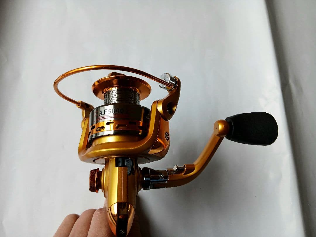 【新品未使用】スピニングリール ゴールド 5.5:1 AF5000アルミスプール