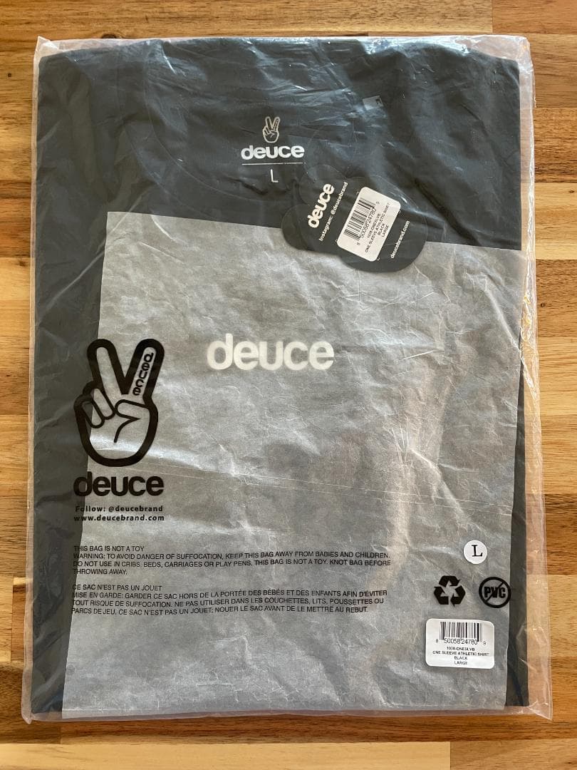 ウェア Deuce One Arm Sleeve Performance Shirt M