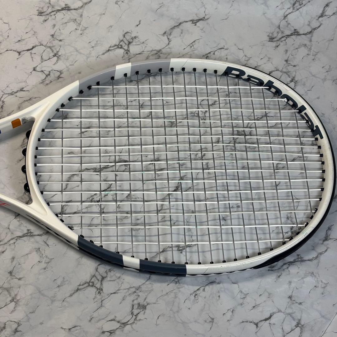 良品　Babolat PureStrike100 G2 テニスラケット人気モデル