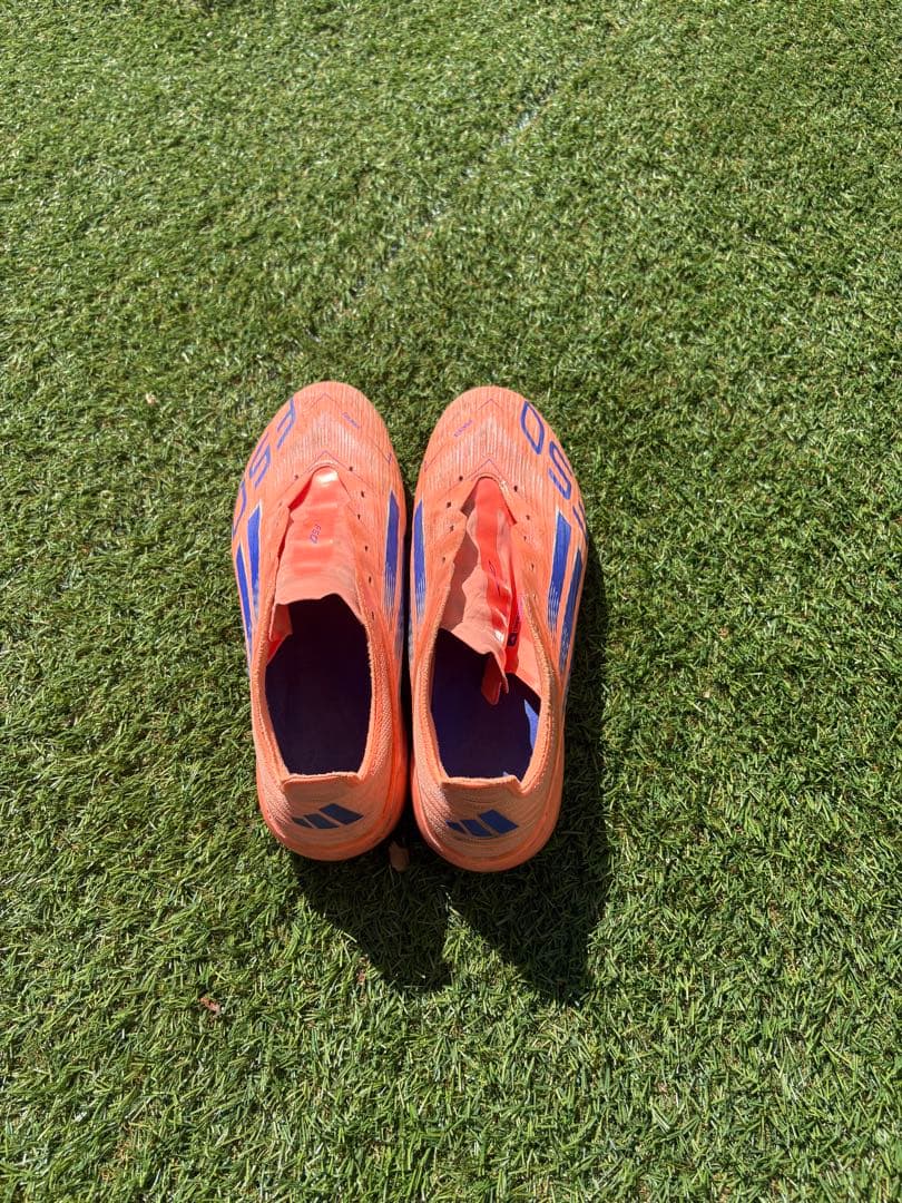 F50 サッカースパイク AG HG JAPAN ELITE