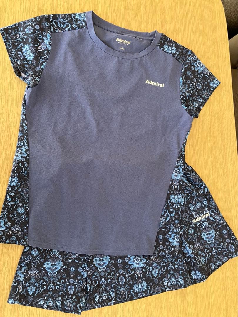 Admiral Tシャツとショートパンツセット