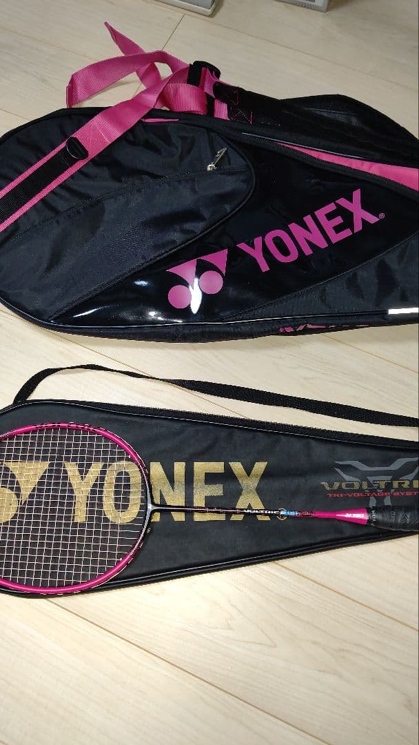 YONEXボルトリック30 バック シューズセット
