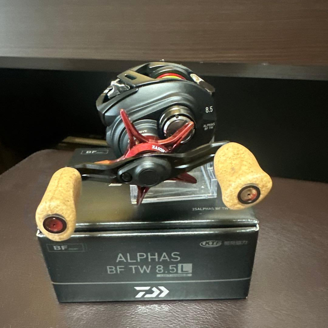 極美品ダイワベイトフィネス専用 25ALPHAS BF TW 8.5