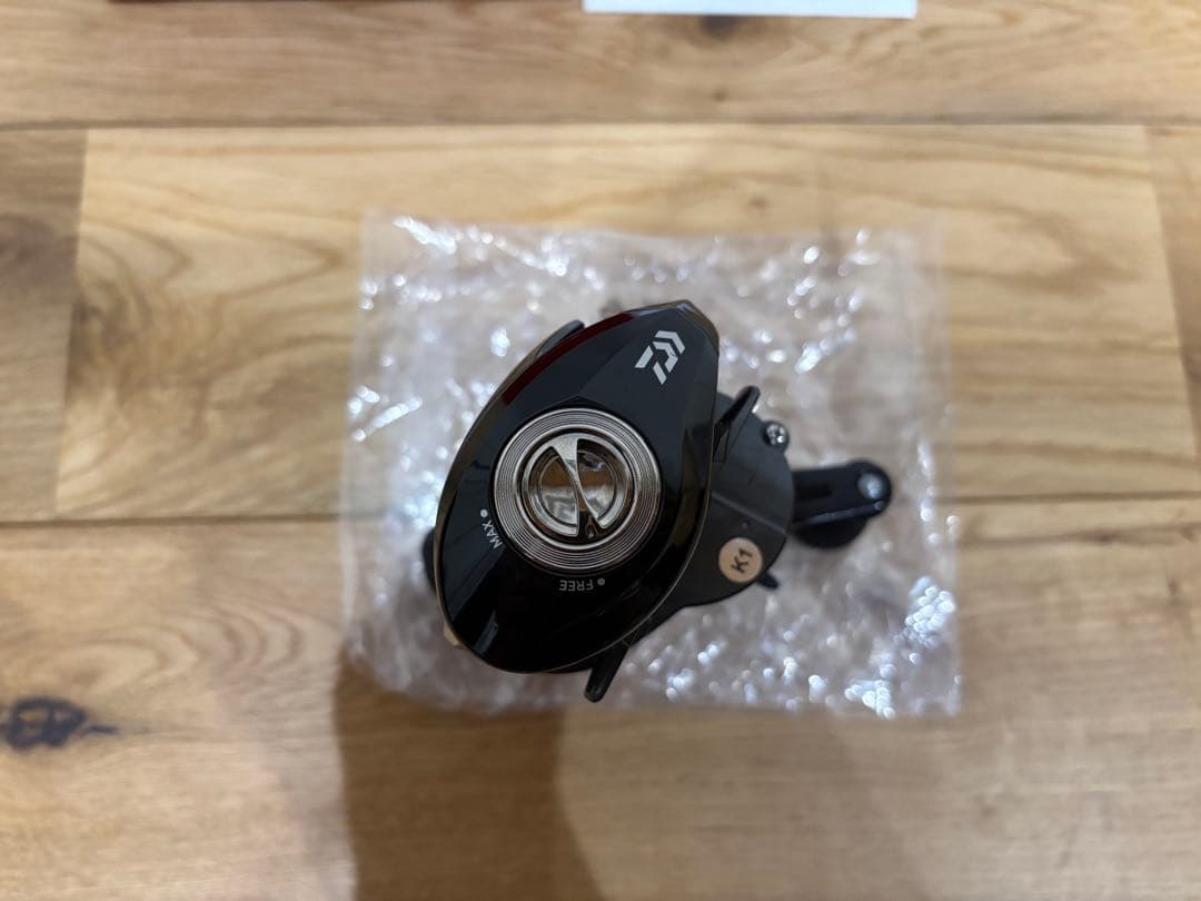 【極美品】Daiwa FUNE X100H L