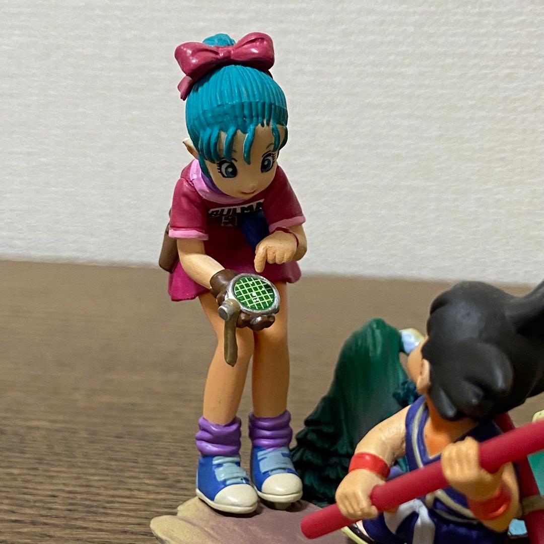 DRAGON BALL　ドラゴンボールカプセル　はじまりは四星球　孫悟空　ブルマ