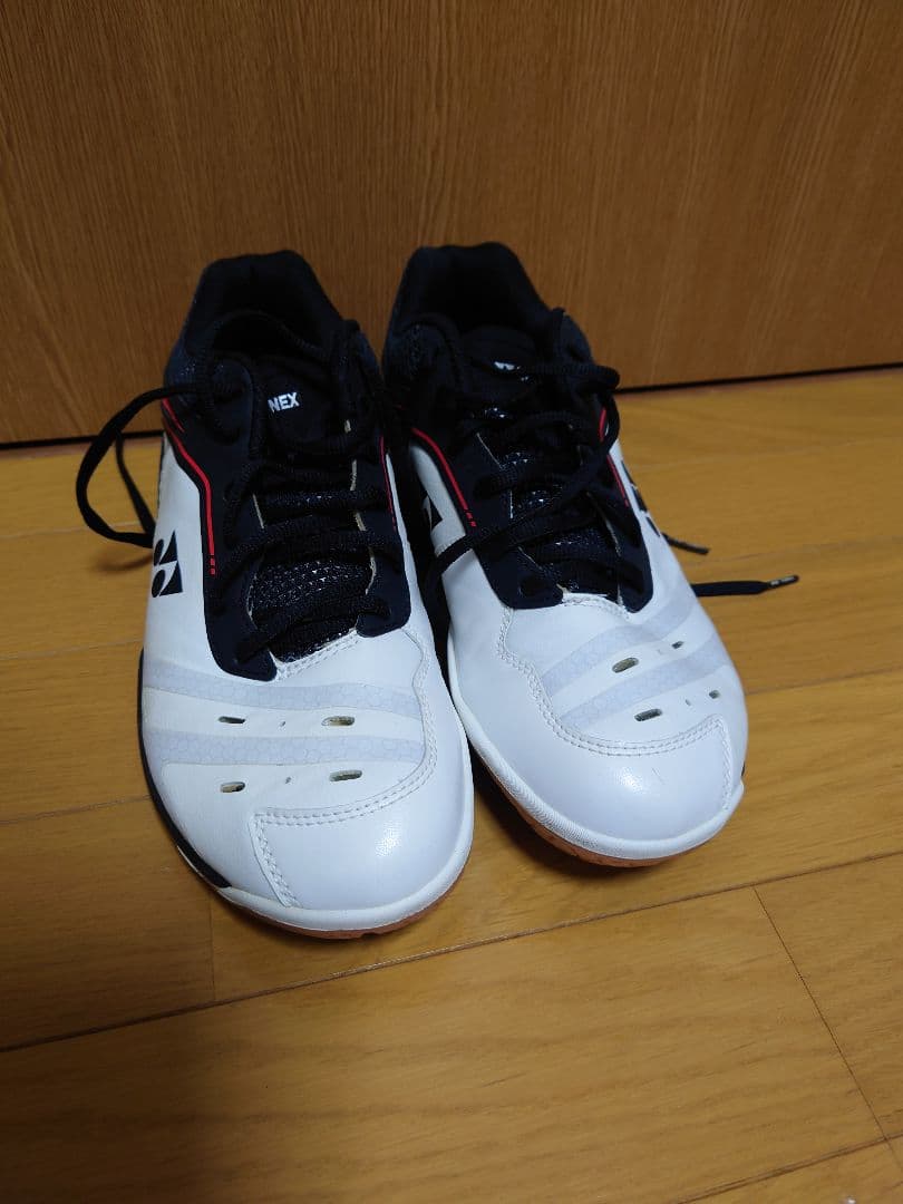 美品　ヨネックス　YONEX　65z パワークッション　バドミントン