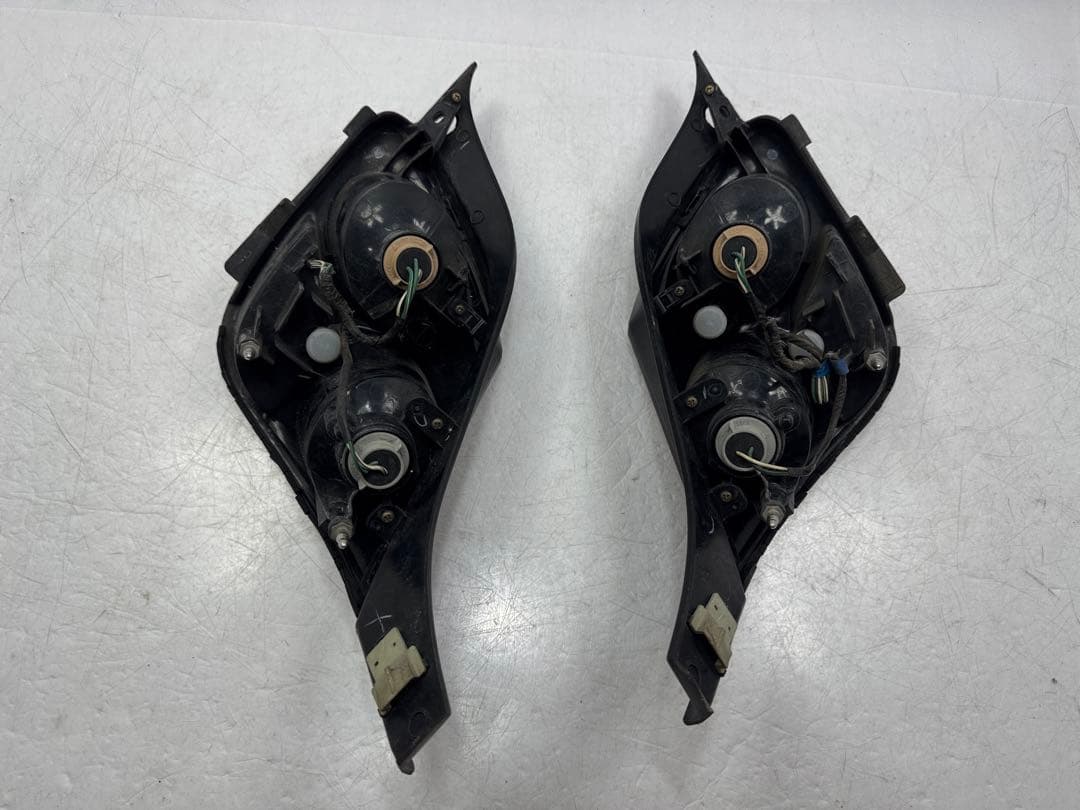 ソアラ UZZ40 純正 左右 テールライト テールランプ KOITO24-48