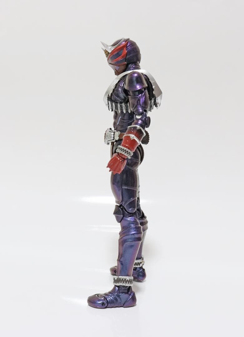 【美品！】S.H.Figuarts 真骨彫製法 仮面ライダー響鬼 10th