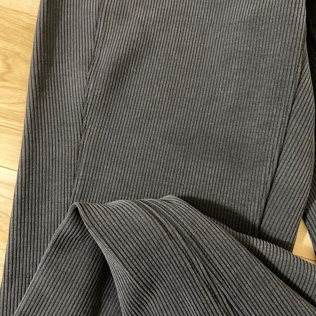 ルルレモン Ribbed Softstreme フレアパンツ Asiafit
