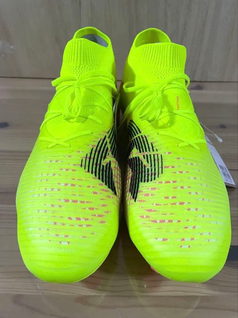 【新品未使用／27.5cm】■サッカースパイク■フューチャー 8 プロHG/AG