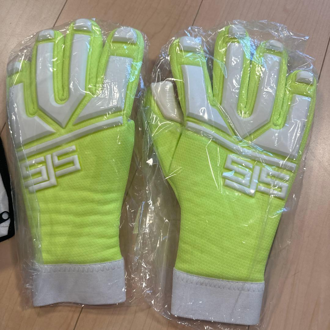 新品 未使用 sjs キーパーグローブ Futures2（サイズ:9号）