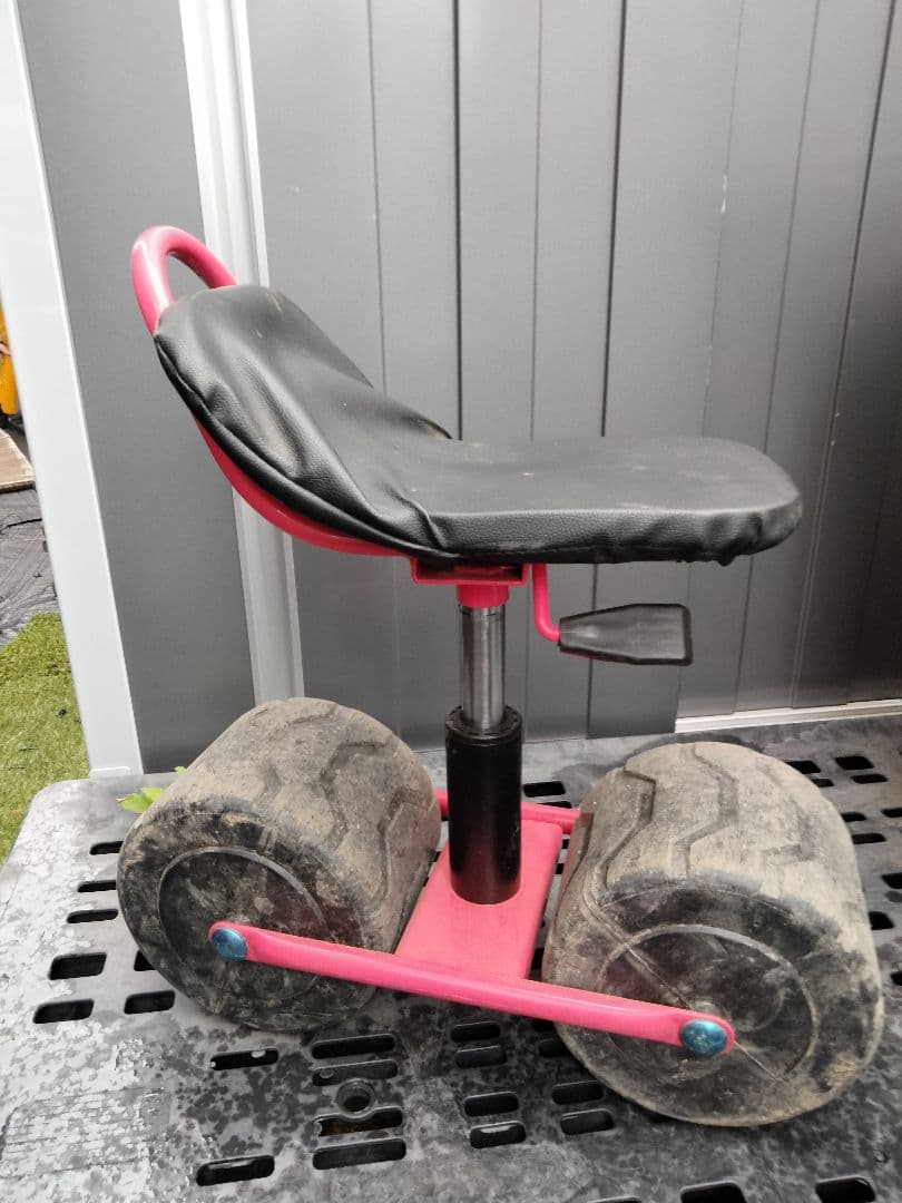 腰掛け作業車　ガーデニング　農作業