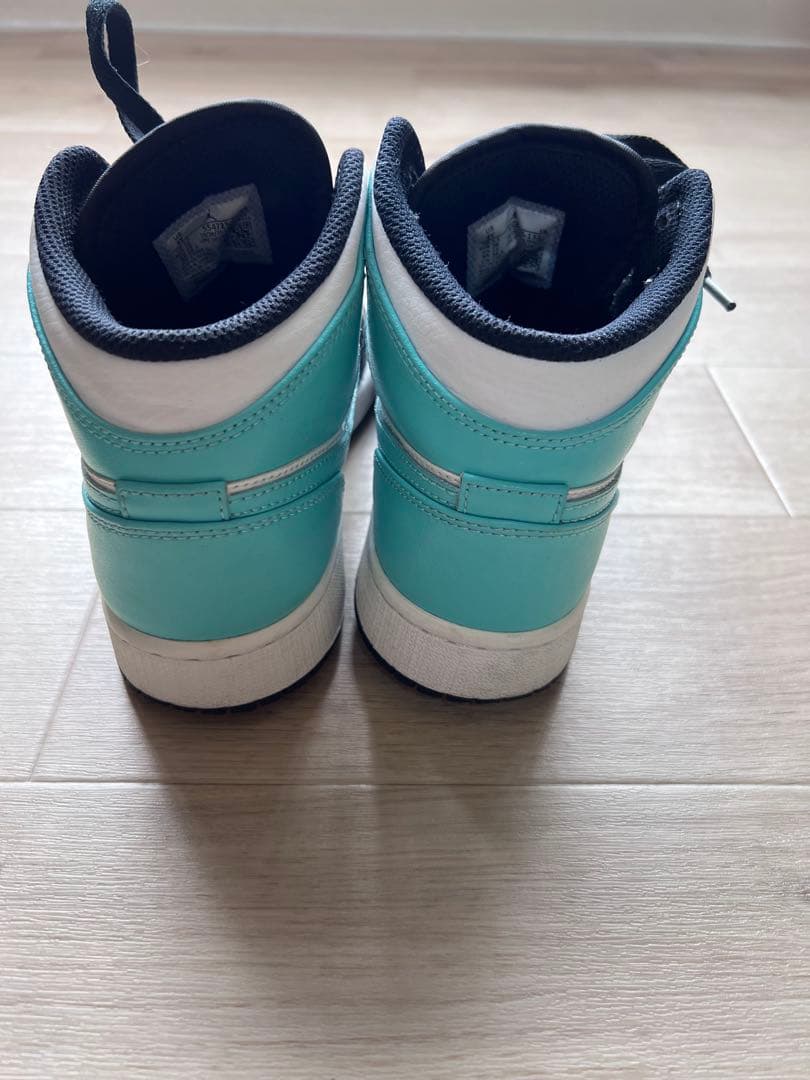シューズ(女性用) AIR JORDAN 1MID(GS)