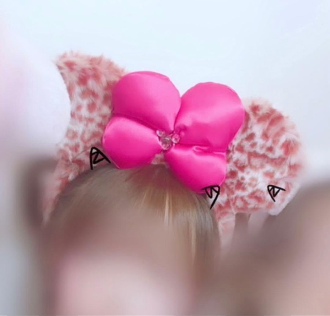 ディズニーヒョウ柄ピンクカチューシャ