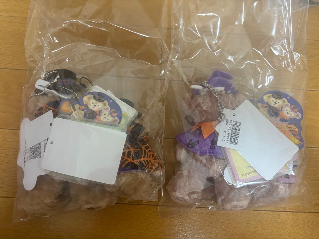 【未使用品】ダフメイ2011-2014ハロウィンぬいぐるみバッチストラップセット