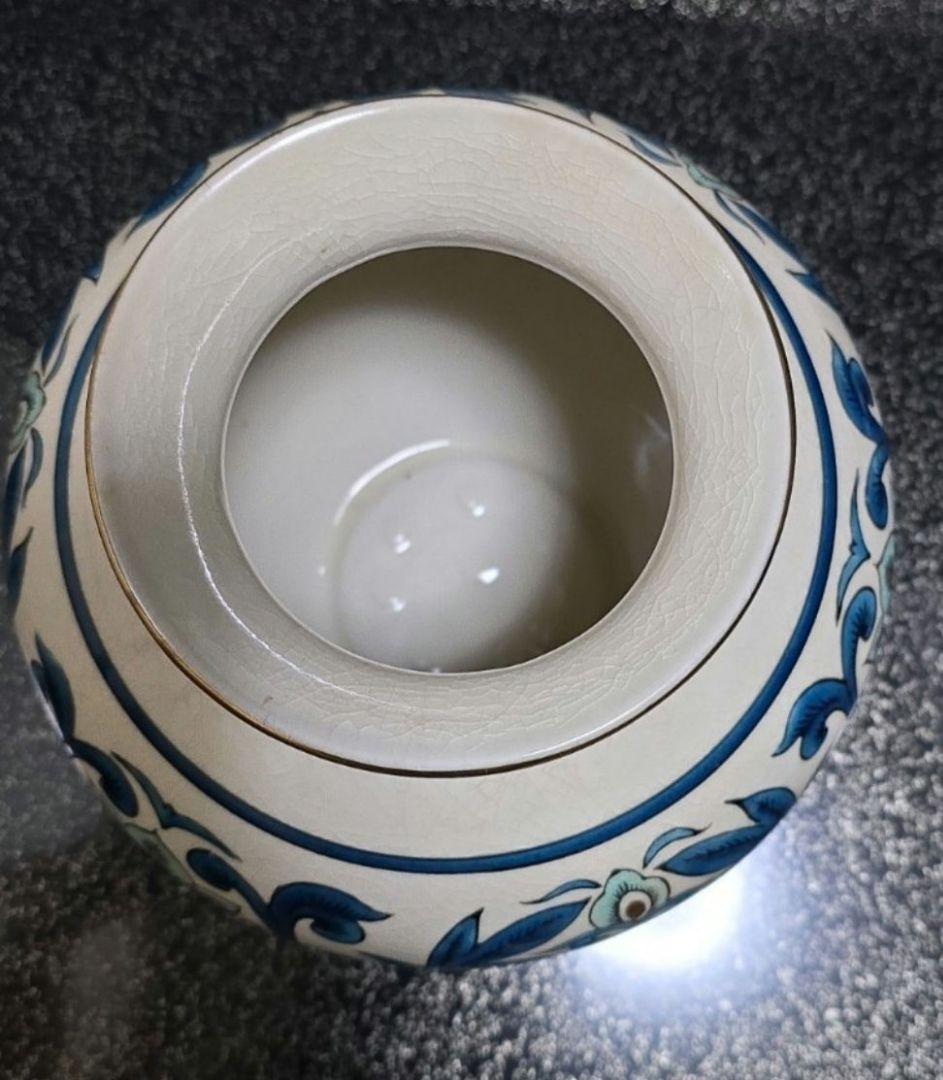 久谷陶泉窯陶印入り青と白の手描き陶器花瓶