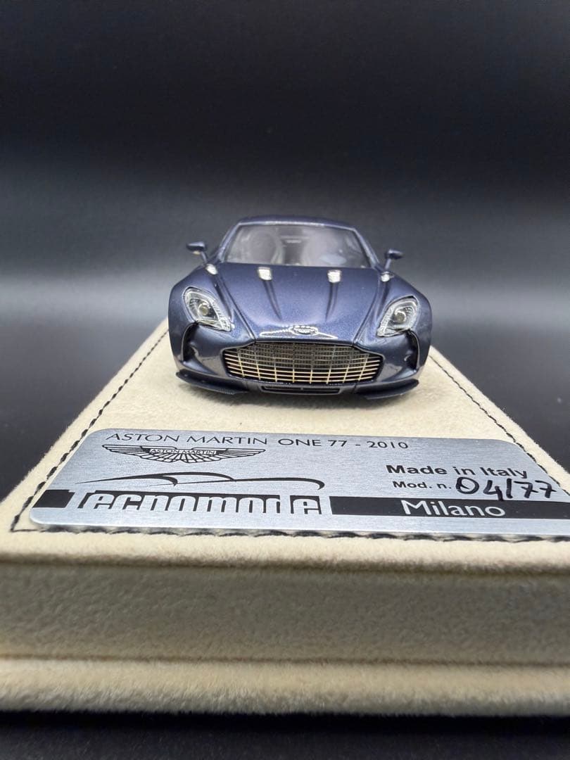 milano Tecno model アストンマーチン One-77 1/43