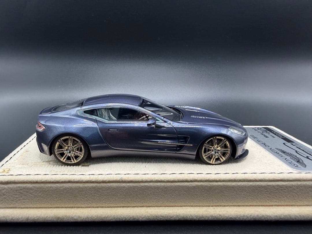 milano Tecno model アストンマーチン One-77 1/43