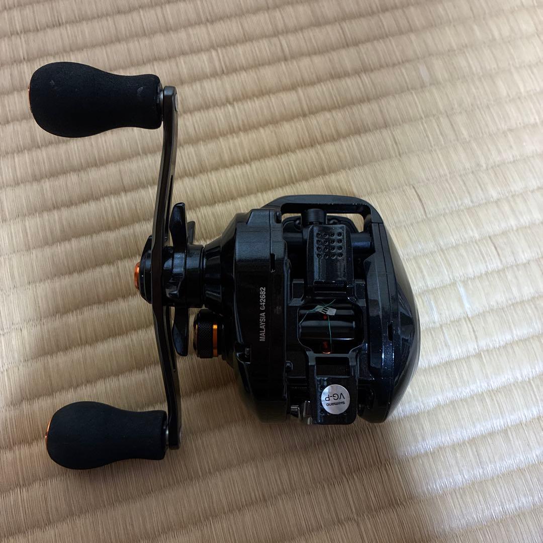 SHIMANO 100DHG ベイトリール ブラック/オレンジ