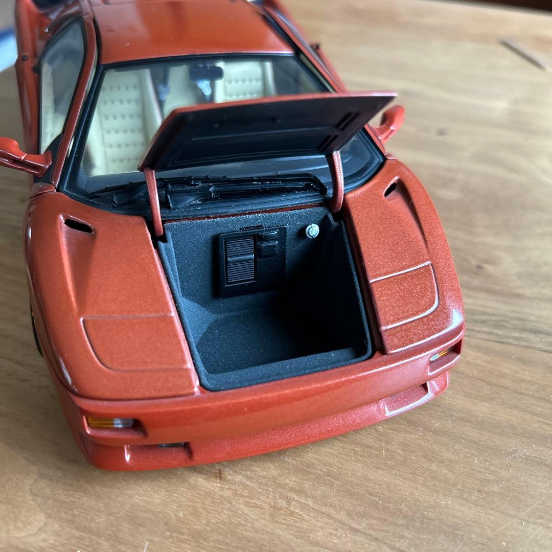 ランボルギーニ　ディアブロ　1/18