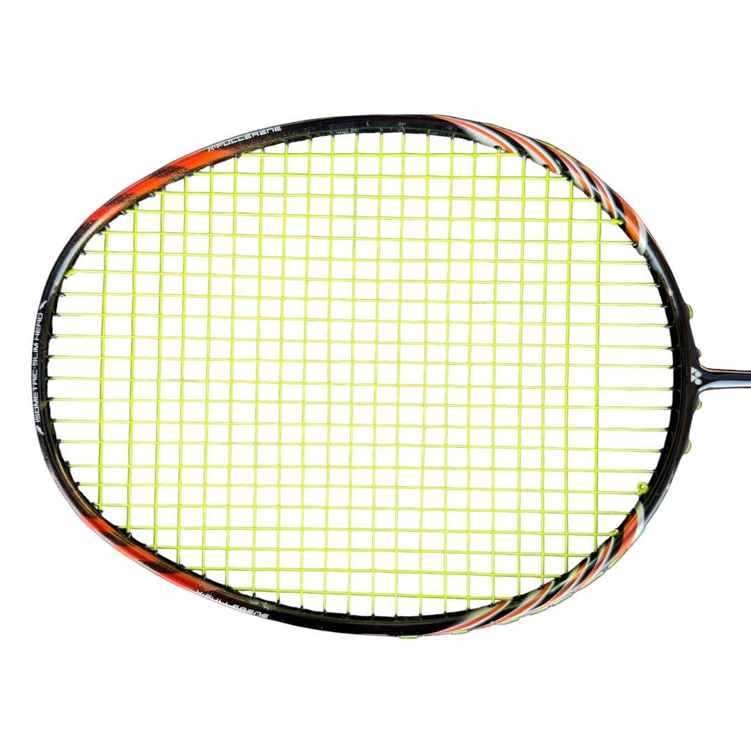 【極美品】YONEX NANOSPEED 9900 2UG5 バドミントン