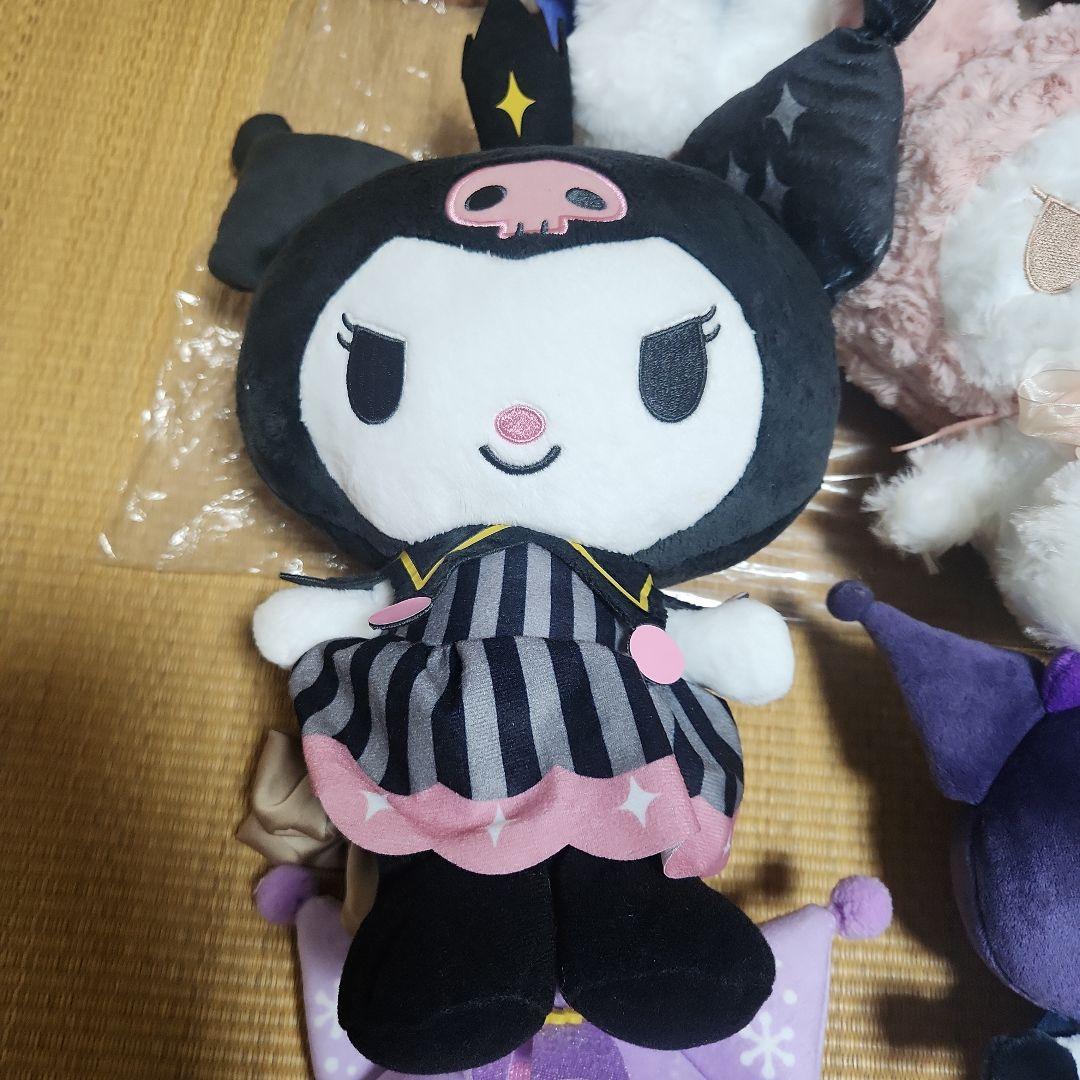 サンリオ　クロミ、ハローキティぬいぐるみ11体セット