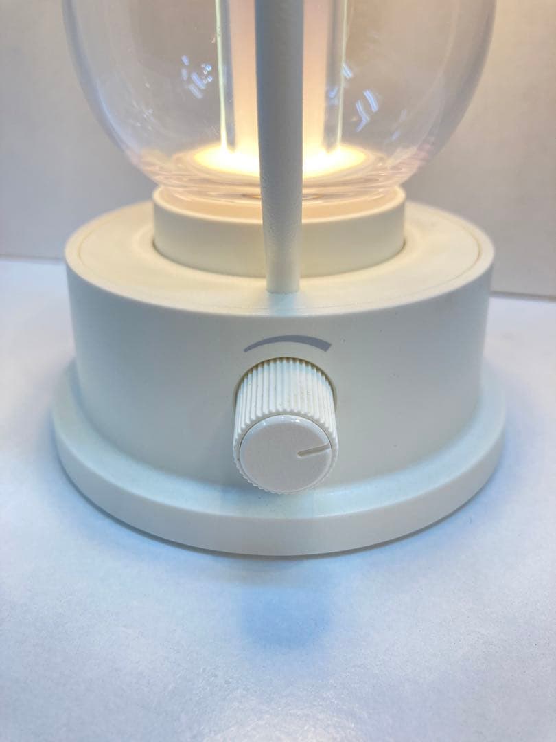 美品 バルミューダ ランタン LEDランタンポータブル L02A-WH
