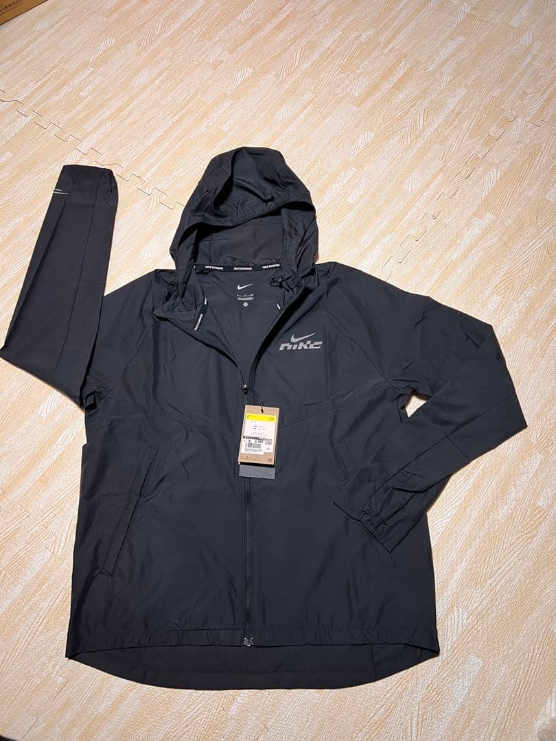【新品 】Nike ウィンドブレーカー ブラック Sサイス