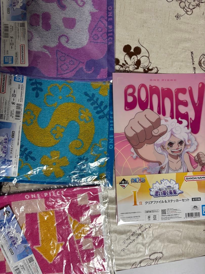 一番くじワンピース B賞ルフィ　フィギュア　C賞エメト フィギュア　おまけ6点
