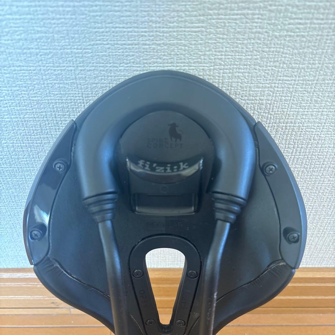 fizik Aero サドル 黒　ALIANTE.R5