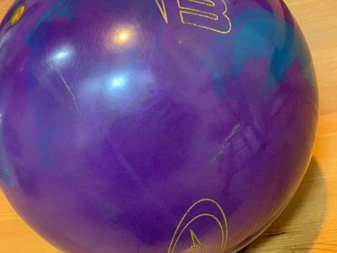 フィジックス　パワーエリートプロモデル　ボウリングボール　中古