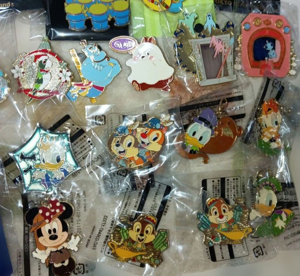 ディズニーピンバッジセット
