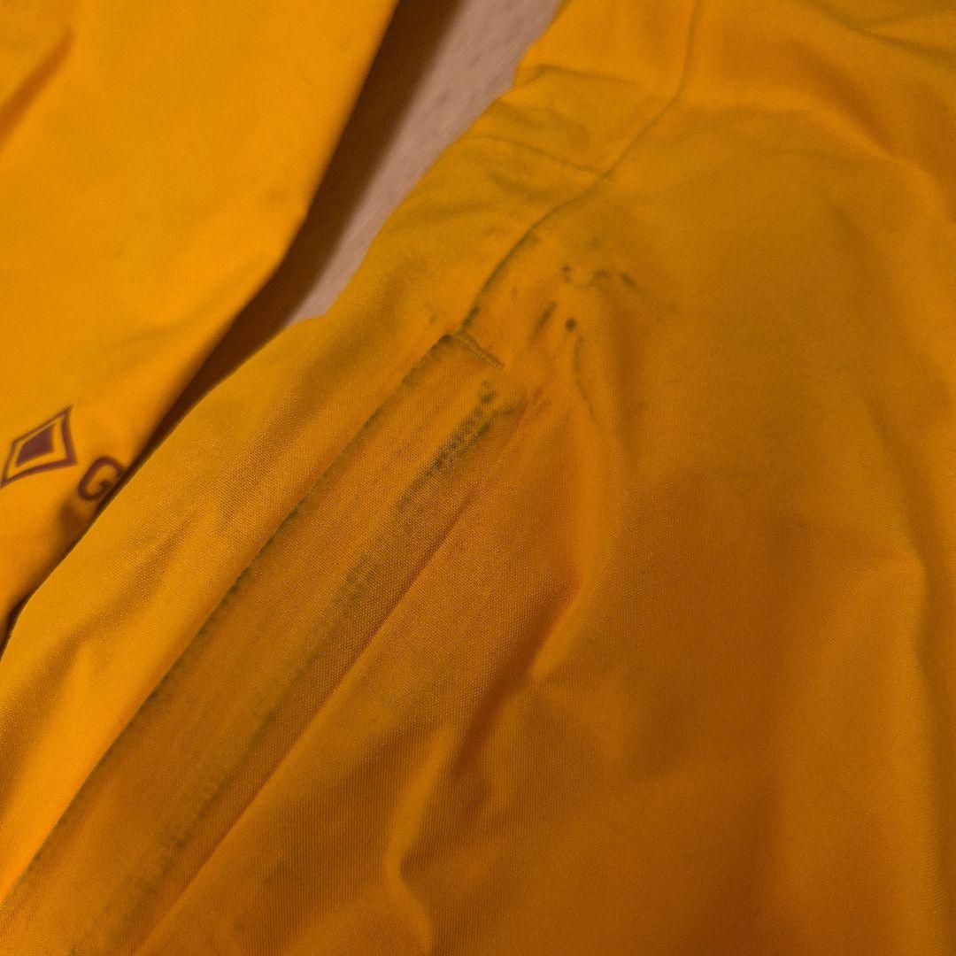 Burton イエロー スノーボードジャケット　gore-tex