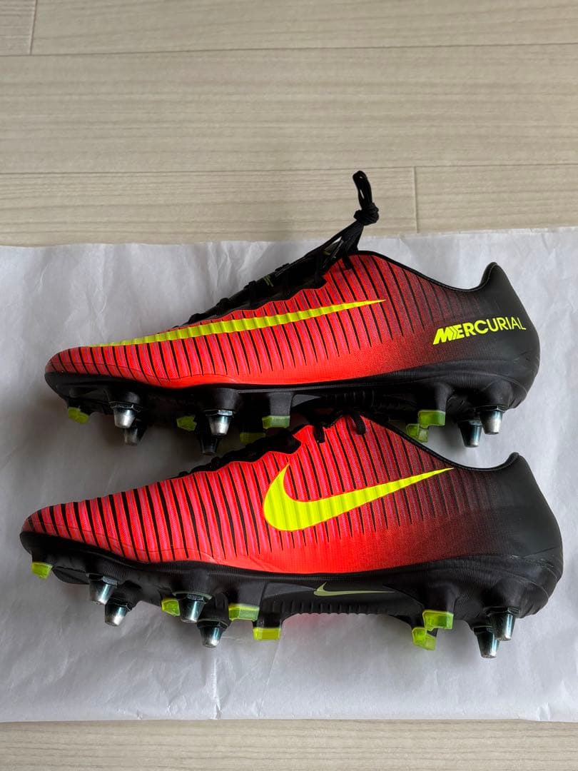 NIKE サッカースパイク マーキュリアル5 FG