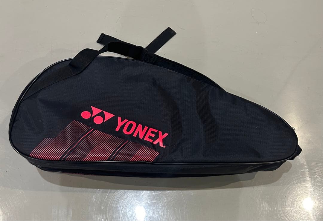 YONEX ラケットバッグ 黒/赤 ダブルジッパー