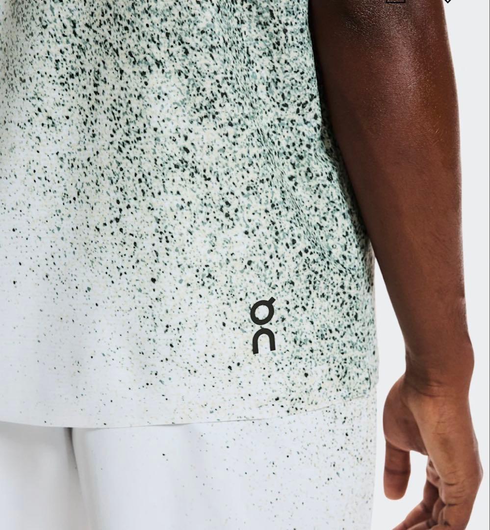 On cloud Court-T Fade men's S 上下セット