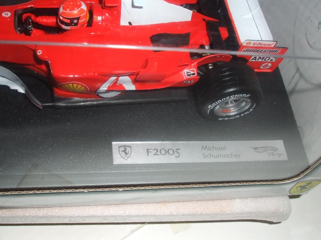 未開封　フェラーリ　F２００５　M・シューマッハ　＃１　マテル　１／１８
