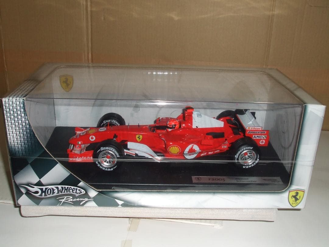未開封　フェラーリ　F２００５　M・シューマッハ　＃１　マテル　１／１８
