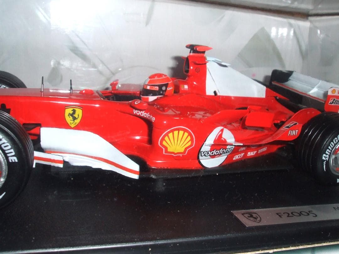 未開封　フェラーリ　F２００５　M・シューマッハ　＃１　マテル　１／１８