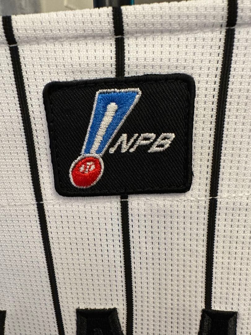 阪神タイガース 90周年ホーム用レプリカユニフォーム近本光司5 NPBワッペン付
