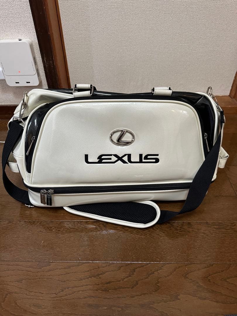 LEXUS レクサス ボストンバッグ ゴルフ男女兼用 収納ポケット付　ホワイト