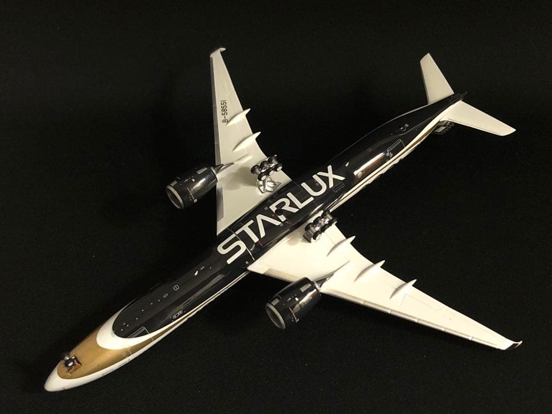 航空機・ヘリコプター STARLUX A350-1000 B-58551