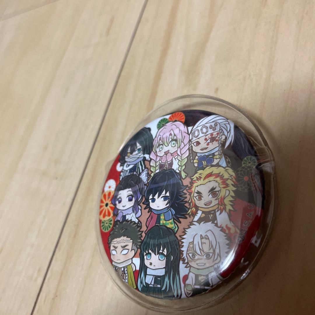 鬼滅の刃缶バッチ 柱集結 非売品早い者勝ち