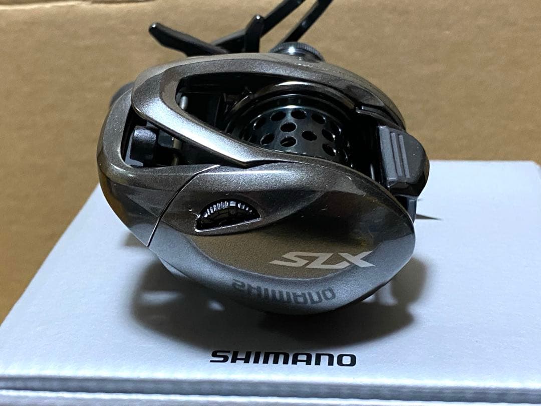美品‼️シマノ25 SLX BFS XG 右ハンドル