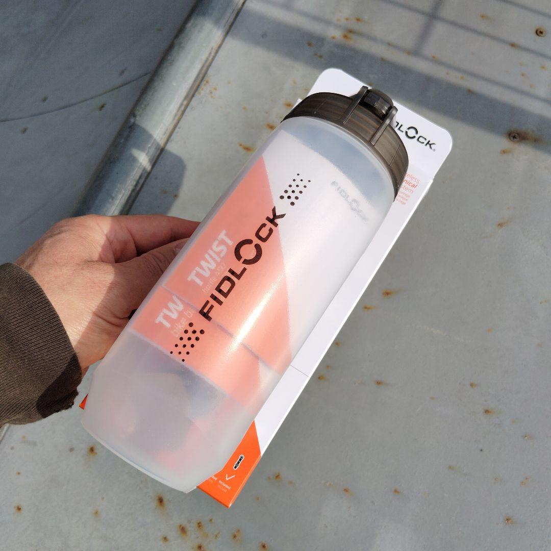話題！FIDLOCK 590ml