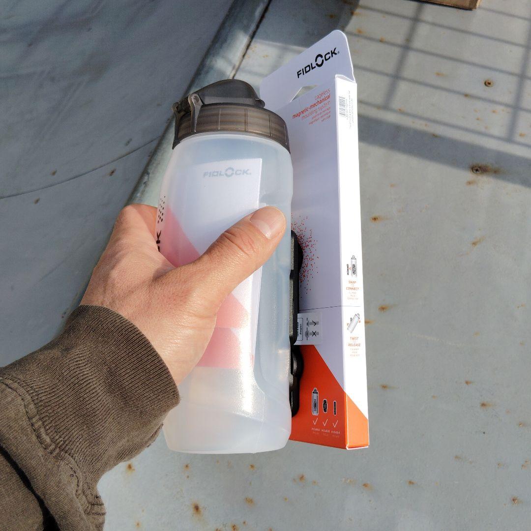 話題！FIDLOCK 590ml