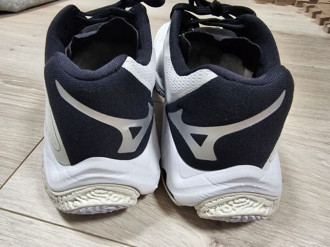 Mizuno バレーボールシューズ 23センチ