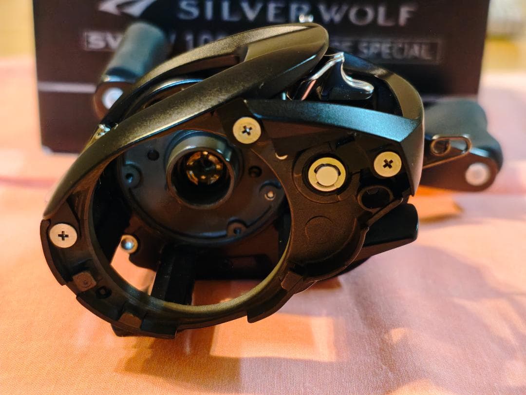 値下げ【未使用】DAIWA　シルバーウルフSVTW　1000XHL