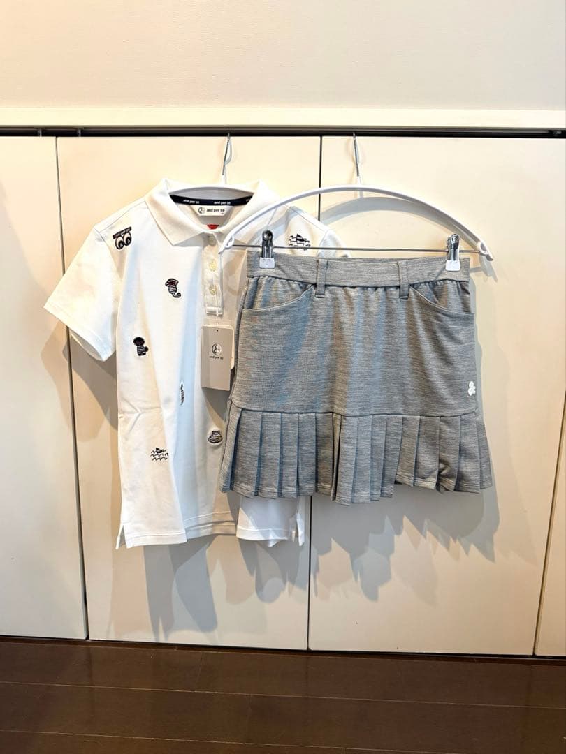 新品　and per se 上下セット　ホワイト　グレー　M