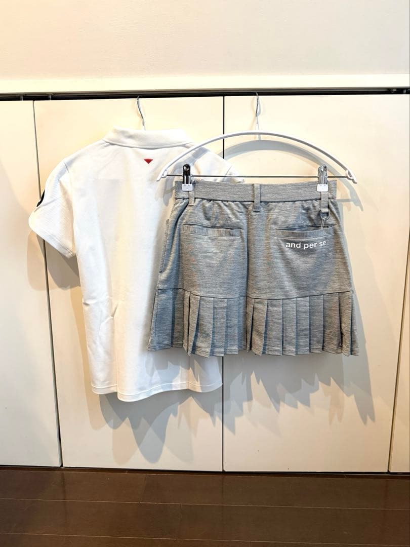 新品　and per se 上下セット　ホワイト　グレー　M